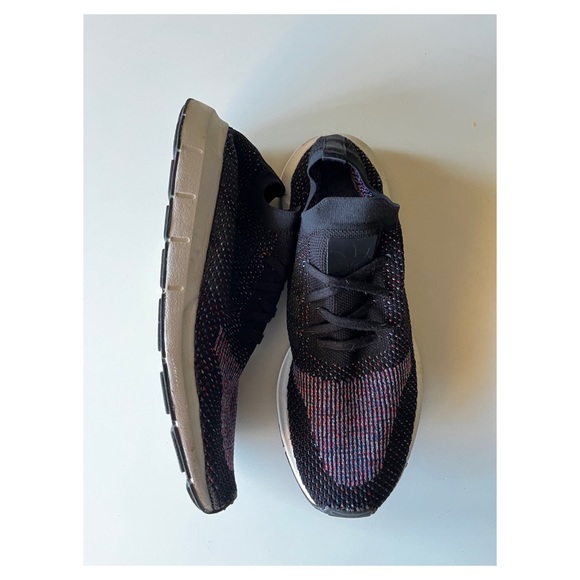 Adidas Flyknit multi-color size 10 - Picture 2 of 2